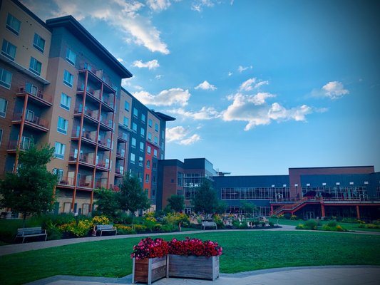 The Kartrite Resort & Indoor Waterpark by null