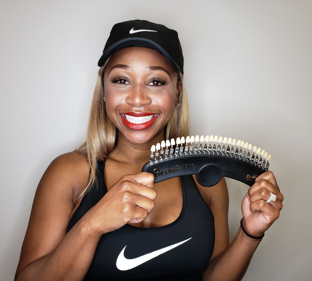 Gems Teeth Whitening Logo