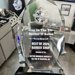 Guy In the Tie Barber & Salon - Award winning