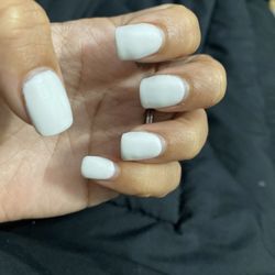 Smyrna Nail Bar - Shaping not the same nor neat to my liking.
