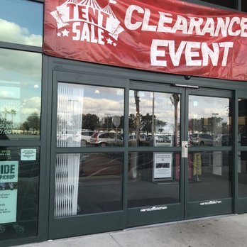 DICK'S Sporting Goods - Entrance - Sports Wear Near Me - Davenport, Florida