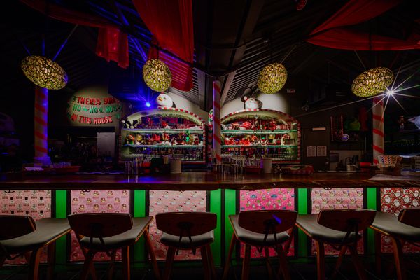 Deck the Halls by null