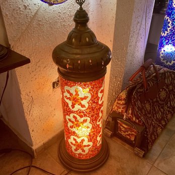Tulip Art - I love this floor lamp. - Home Decor Near Me - San Juan, Puerto Rico Tulip Art - I love this floor lamp. - Home Decor Near Me - San Juan, Puerto Rico