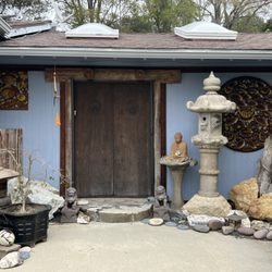 Hidden Forest Art Gallery - Hidden Forest Art Gallery (if doors aren't open please knock on our front door thank you)