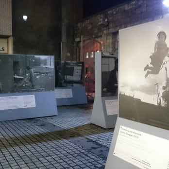 Fireman Gates - Shelters outdoor photo exhibition - Landmarks & Historical Buildings Near Me - Glasgow, GLG