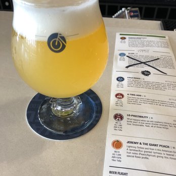 SingleSpeed Brewing - Jeremy & the Giant Peach- sour - Beer Bar Near Me - Waterloo, Iowa
