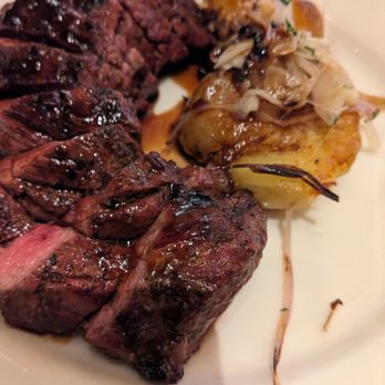 Gjelina - Steak fritte.  A little rare for me, but very tasty - New American Near Me - Las Vegas, Nevada