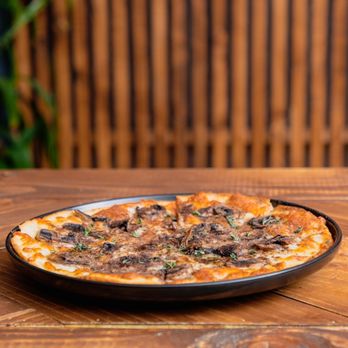 La Fe Wine Bar - Truffle flatbread - Wine Bars Near Me - Palm Desert, California La Fe Wine Bar - Truffle flatbread - Wine Bars Near Me - Palm Desert, California