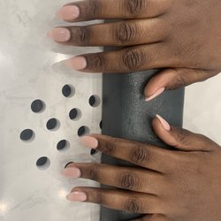 Ziva Nail Lounge