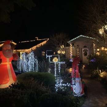 Willow Glen Holiday Lights - Festivals Near Me - San Jose, California Willow Glen Holiday Lights - Festivals Near Me - San Jose, California