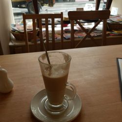 Edinburgh Coffee Cake - My fave coffee shop on the other side of the Atlantic Ocean!   I would love to hop on a plane in Oakland, California and go have some tea!