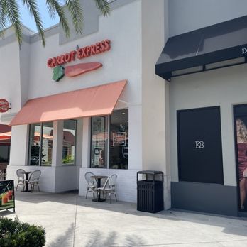 Carrot Express - Outside - Salad Near Me - Pembroke Pines, Florida