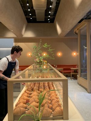 WatchHouse 5th Ave. by null