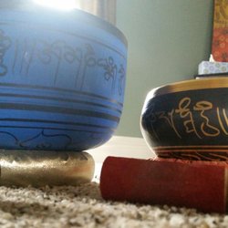 Creative Healing - Nifty singing bowls.