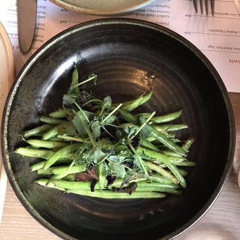 Farm & Fire - Garlic green beans with crispy mushroom chips - Canadian (New) Near Me - Banff, Alberta Farm & Fire - Garlic green beans with crispy mushroom chips - Canadian (New) Near Me - Banff, Alberta
