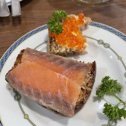 Kolobok - Canapé de salmon