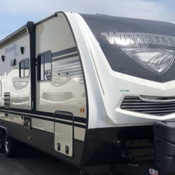 Miller's RV - Winnebago trailers