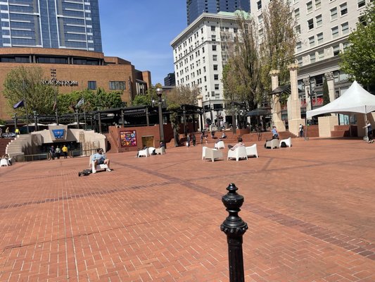 Pioneer Courthouse Square by null