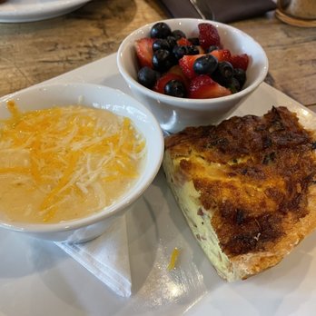 Biscottis - Quiche Lorraine with Smoked Cheddar Grits and Seasonal Fruit - American Near Me - Jacksonville, Florida Biscottis - Quiche Lorraine with Smoked Cheddar Grits and Seasonal Fruit - American Near Me - Jacksonville, Florida