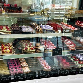 Cannelle - Coffee & Tea Near Me - Keego Harbor, Michigan