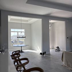 Wickham Construction - Wall in the entryway from kitchen