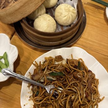 Yum Dumpling - steamed pork buns and fried spicy noodles - Noodles Near Me - Orange, California Yum Dumpling - steamed pork buns and fried spicy noodles - Noodles Near Me - Orange, California