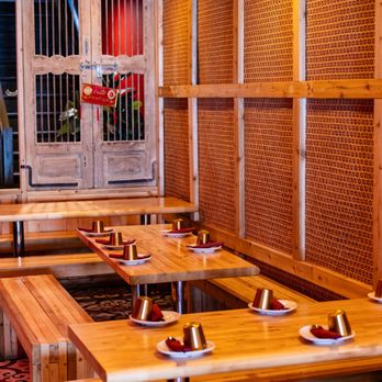 Wang Lang - Seating area - Thai Near Me - Toronto, Ontario Wang Lang - Seating area - Thai Near Me - Toronto, Ontario