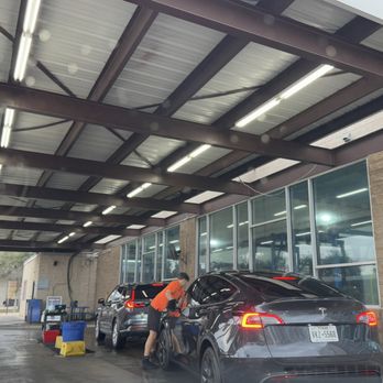 GO Car Wash - Car Wash Near Me - Cedar Park, Texas GO Car Wash - Car Wash Near Me - Cedar Park, Texas