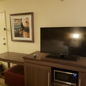 Hampton Inn Waterville - Hotels Near Me - Waterville, Maine