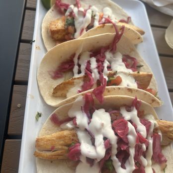 Yellowfin’s Bar & Grill Bethany - Grilled mahi tacos - Bars Near Me - Bethany Beach, Delaware