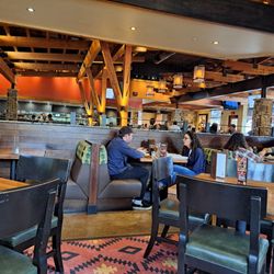 Lazy Dog Restaurant & Bar