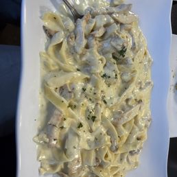 Chicken Alfredo Pizza