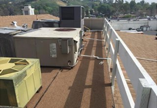 Slide of Midwest Roofing