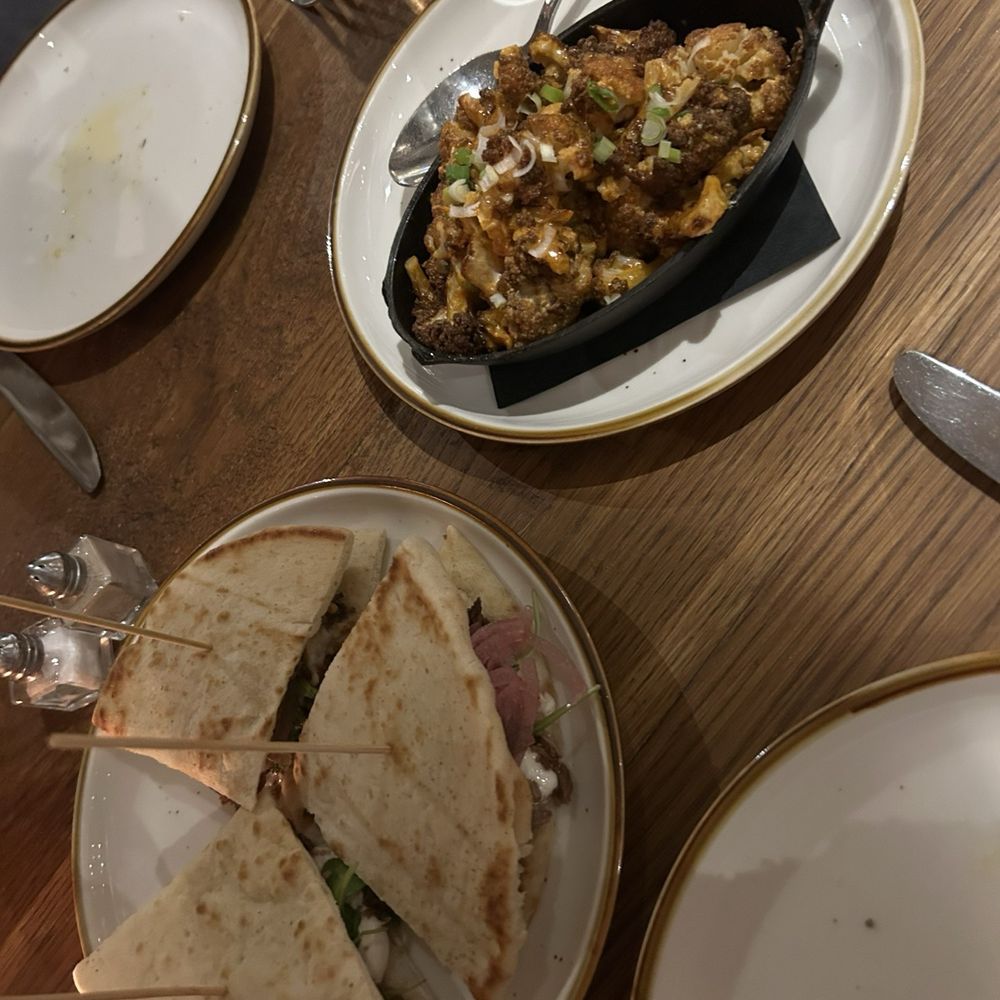 Happy hour apps! Buffalo cauliflower and flat bread sliders Happy hour apps! Buffalo cauliflower and flat bread sliders