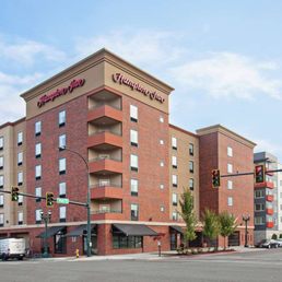 Exterior photo of Hampton Inn Seattle/Everett - Everett, Washington Exterior photo of Hampton Inn Seattle/Everett - Everett, Washington