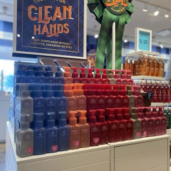 Bath & Body Works - Cosmetics & Beauty Supply Near Me - Sacramento, California Bath & Body Works - Cosmetics & Beauty Supply Near Me - Sacramento, California