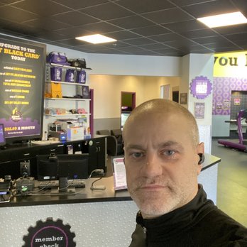Planet Fitness - Front desk - Trainers Near Me - Baltimore, Maryland