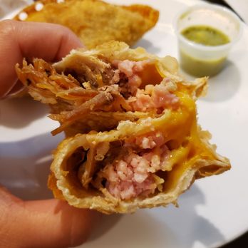 Empanadas X-press - Pernil - Empanadas Near Me - Union City, New Jersey