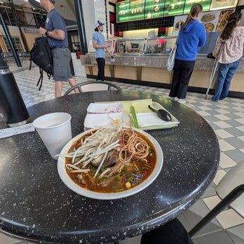 Unphogettable - Bun Bo Hue - Vietnamese Near Me - Sacramento, California