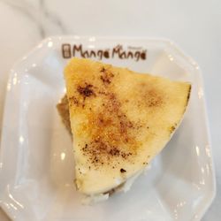 Mango Mango Dessert - Cream brulee Earl grey cheesecake