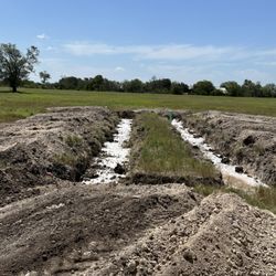 C&D Outdoor Solutions - Standard Drainfield Installation