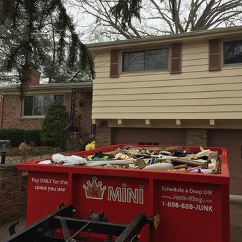Junk King Jacksonville - Dumpster Rentals - Junk Removal & Hauling Near Me - Jacksonville, Florida Junk King Jacksonville - Dumpster Rentals - Junk Removal & Hauling Near Me - Jacksonville, Florida
