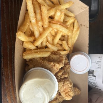 Half Cab Grill - Chicken Strip combo with too salty fries - Beer Bar Near Me - Ririe, Idaho