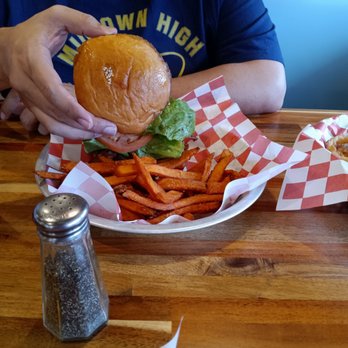 Fuddruckers - The works burger with some of the most uneven sesame seed distribution we have ever seen. - Burgers Near Me - Virginia Beach, Virginia Fuddruckers - The works burger with some of the most uneven sesame seed distribution we have ever seen. - Burgers Near Me - Virginia Beach, Virginia