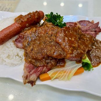 龍城冰室 - Hong Kong Style Cafe Near Me - Hong Kong, HK 龍城冰室 - Hong Kong Style Cafe Near Me - Hong Kong, HK