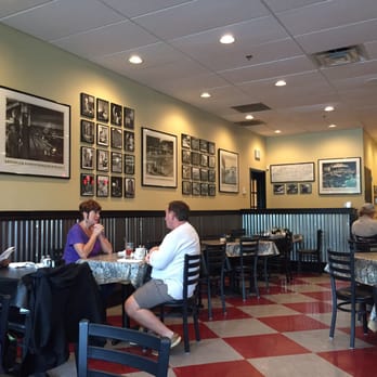 Hope Valley Diner - Dining area - Diners Near Me - Durham, North Carolina Hope Valley Diner - Dining area - Diners Near Me - Durham, North Carolina