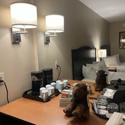 Grant Village - The room