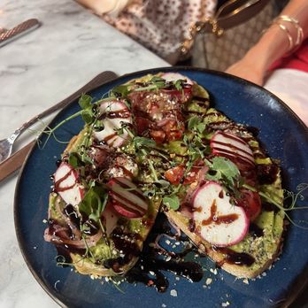 Geist - Avocado Toast - Cocktail Bars Near Me - Nashville, Tennessee