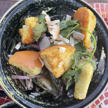 Frying Pan NYC - Bars Near Me - New York, New York