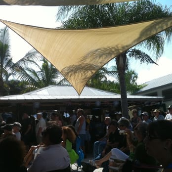 Earl's Hideaway Lounge - Lounges Near Me - Sebastian, Florida